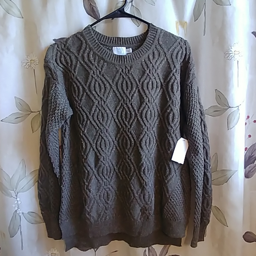 Time & Tru Sweater